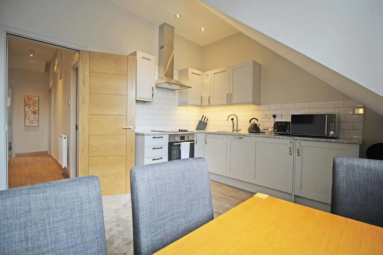 Hunters Walk - Luxury Central Chester Apartment - Free Parking